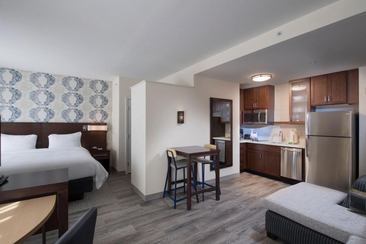 Residence Inn Atlanta Perimeter Center Данвуди Экстерьер фото